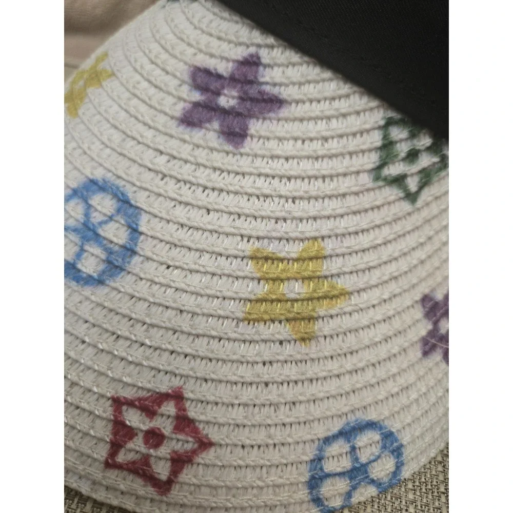 Odiva Geometric Pattern Adjustable Visor Hat With Black Trim One Size,‎ NWT